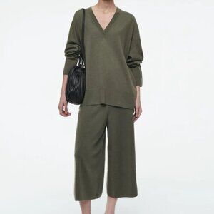 COS MERINO WOOL CULOTTES in dark khaki ~ size small, pre-owned!